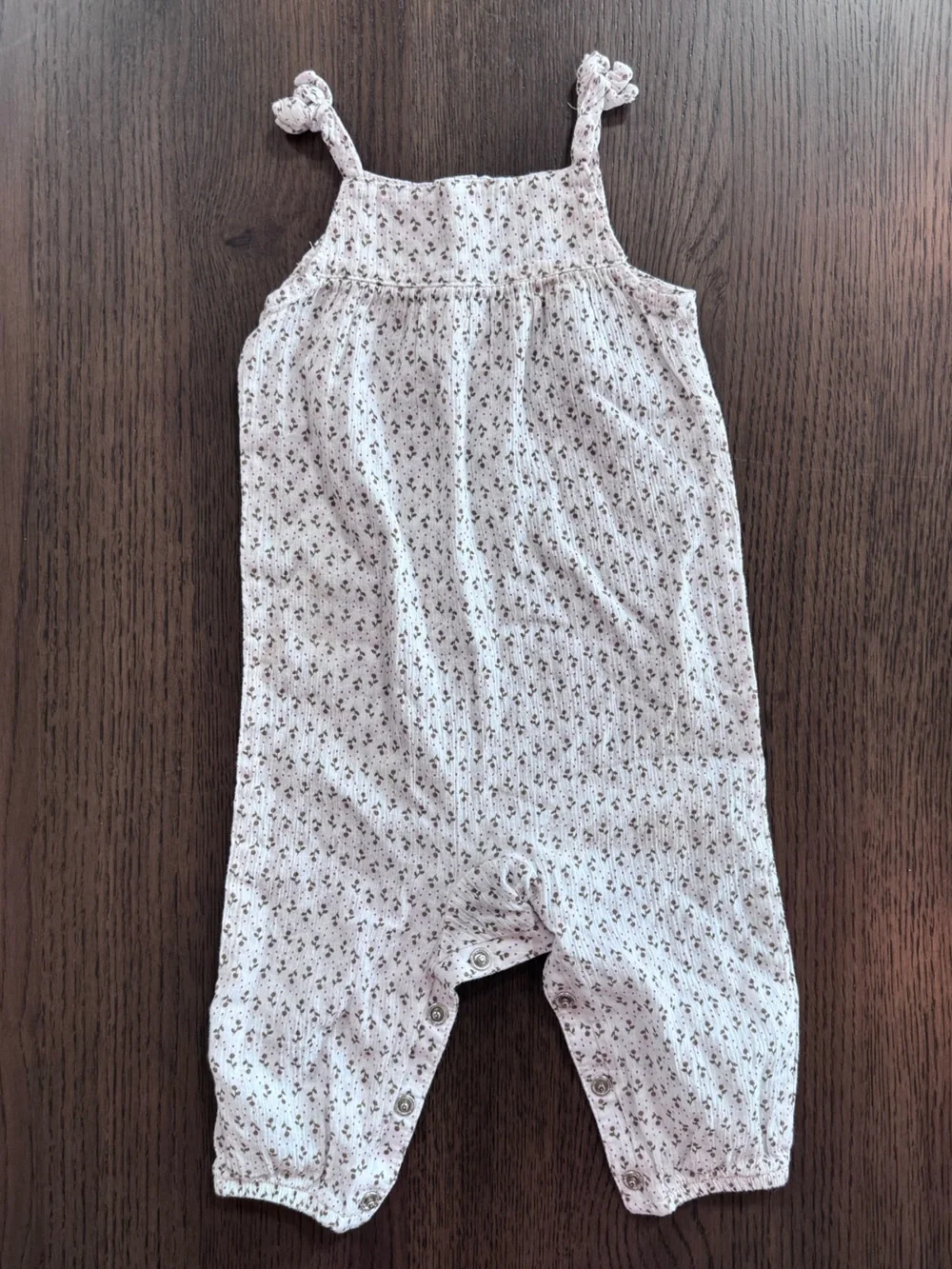NWOT Carter's Cream Brown Baby Floral Snap Romper - 9 Months